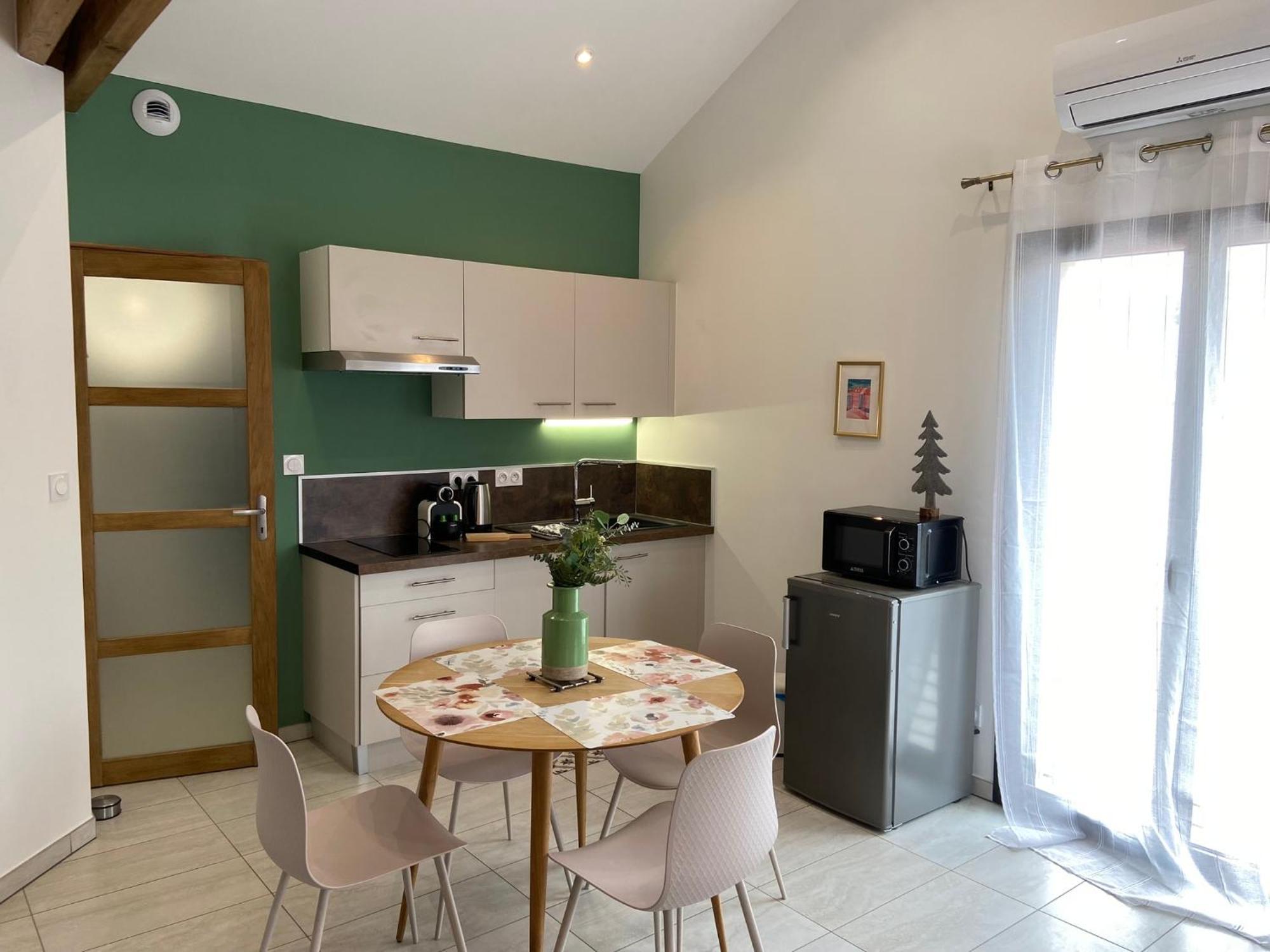 Appartement 2 A 4 Personnes, Une Pause Au Vert Chateauvieux  Exterior photo